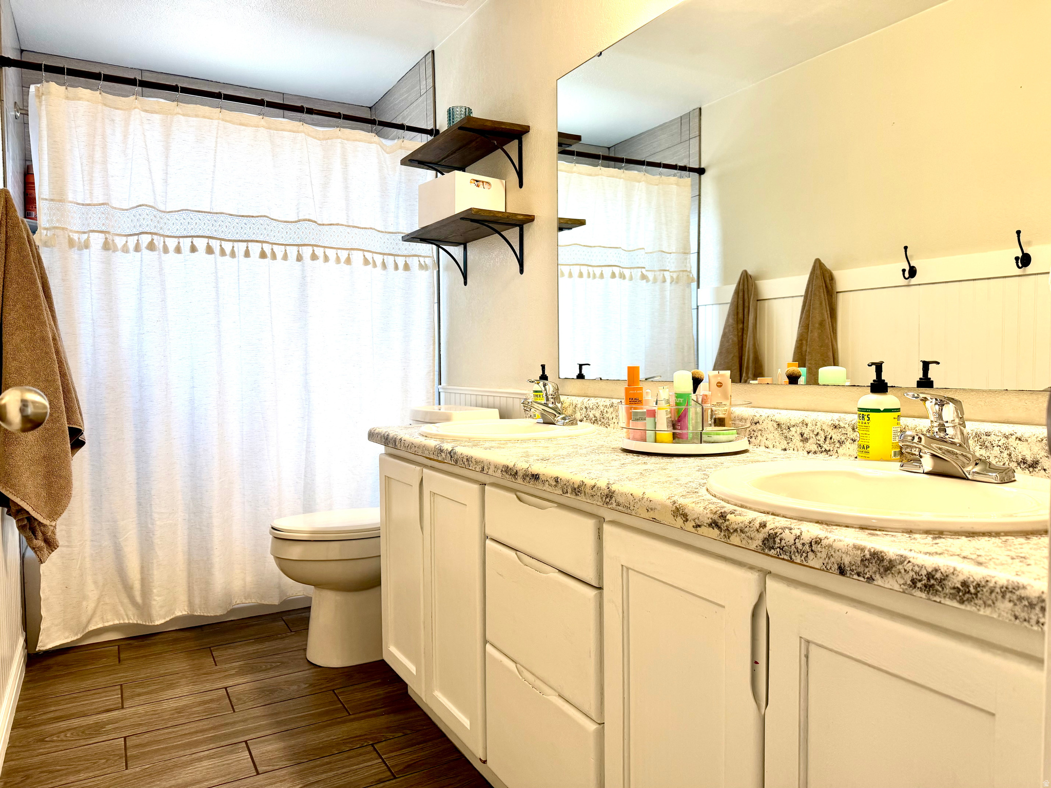 COTTONWOOD HEIGHTS PHASE 2 SUBD - Residential