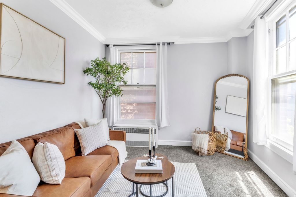 Photo of 29 S STATE ST #216, Salt Lake City, UT 84111 (MLS # 2141148)