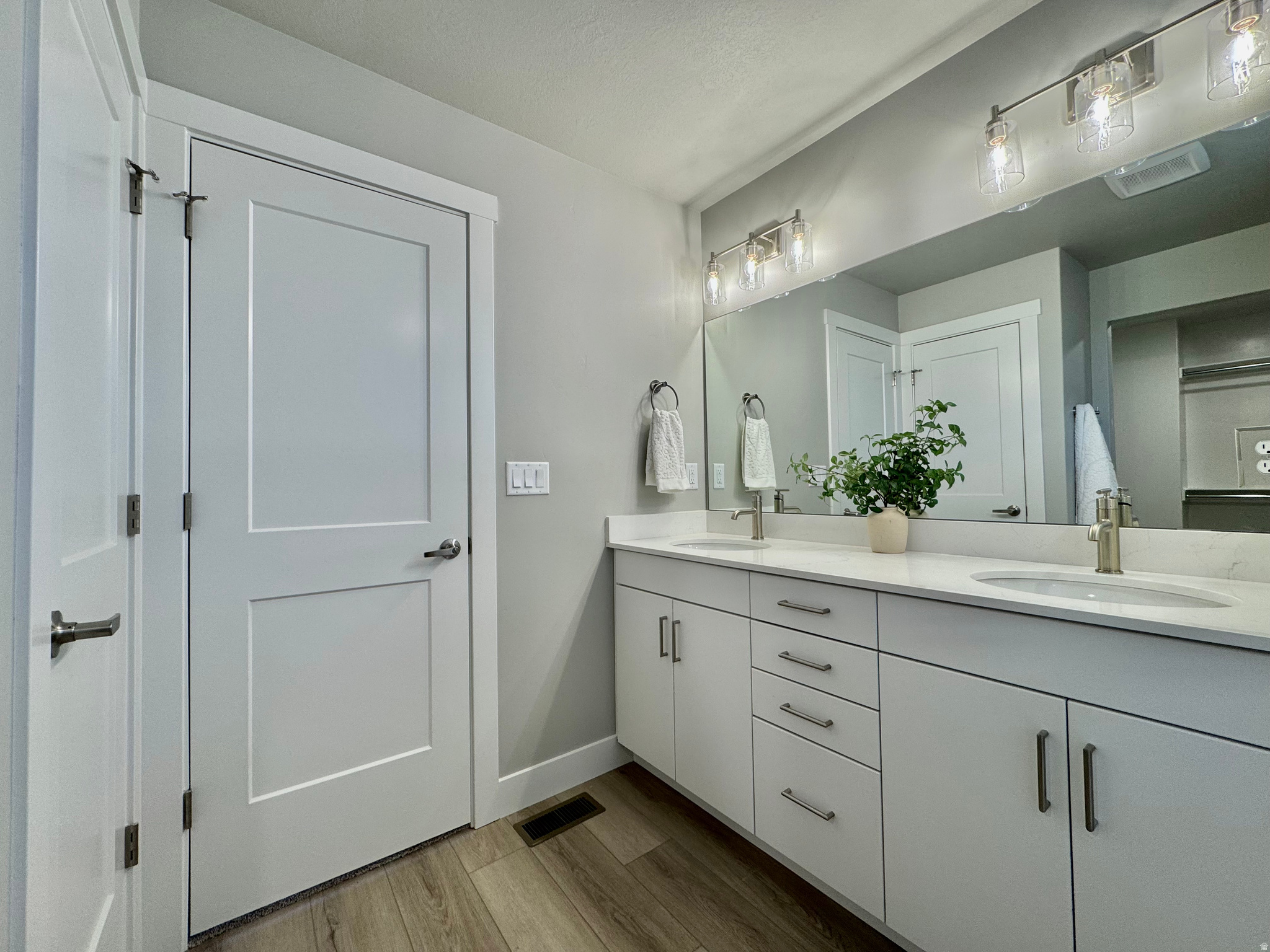 ORCHARDS AT JDC RANCH - Residential