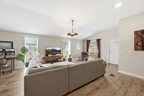 Tiny photo for 3452 S 2000 E, Salt Lake City, UT 84109 (MLS # 2178922)