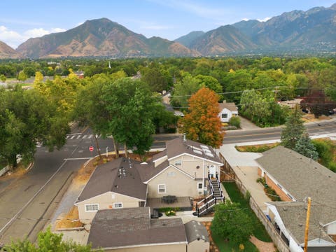 Tiny photo for 3452 S 2000 E, Salt Lake City, UT 84109 (MLS # 2178922)