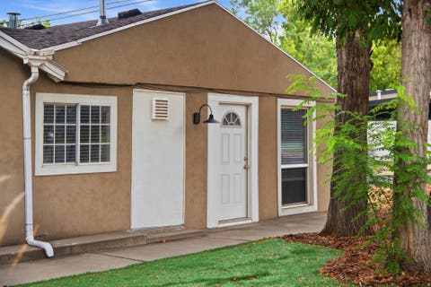 Tiny photo for 3452 S 2000 E, Salt Lake City, UT 84109 (MLS # 2178922)