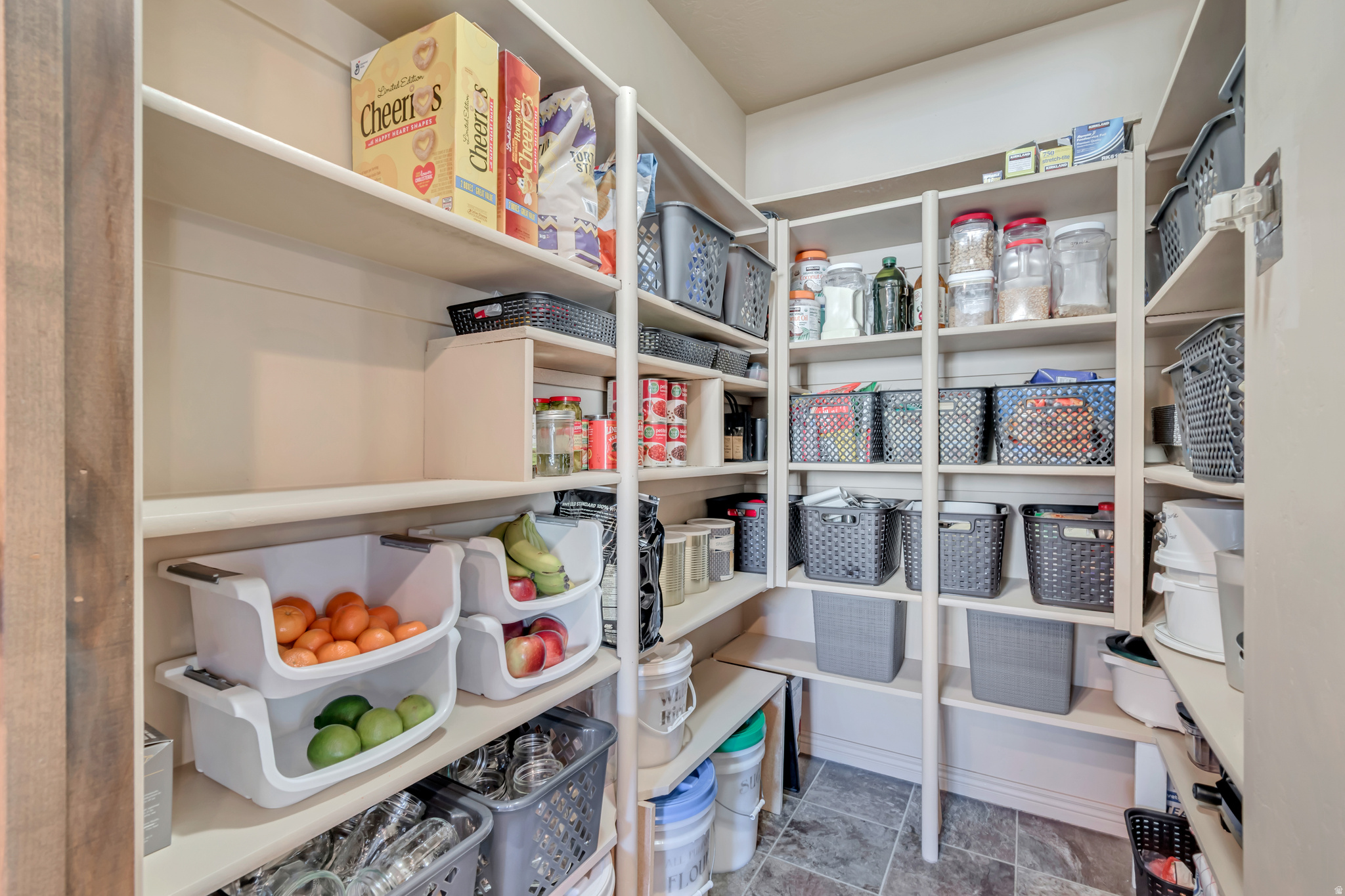 SPANISH VISTA - Residential