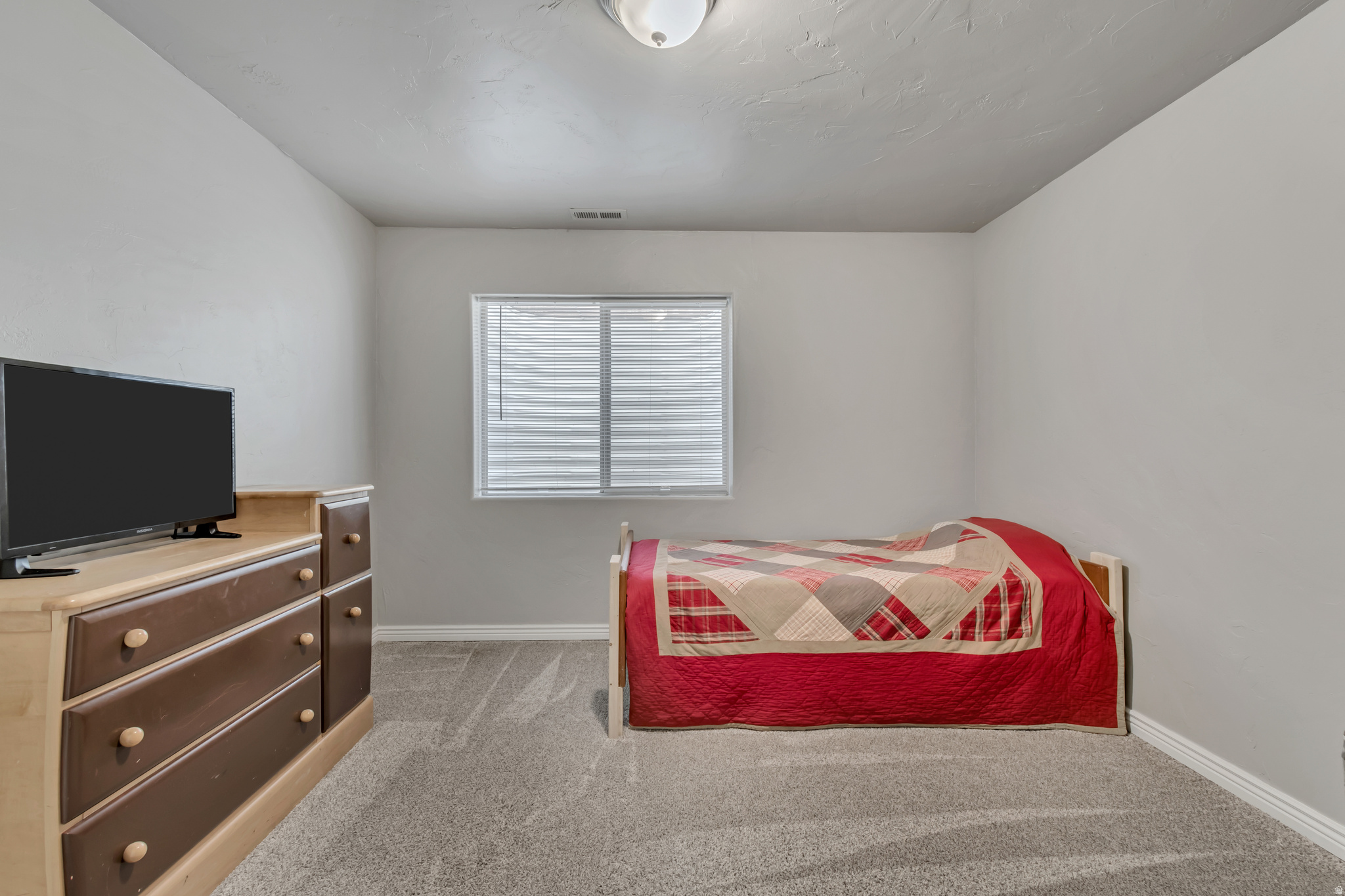 SPANISH VISTA - Residential