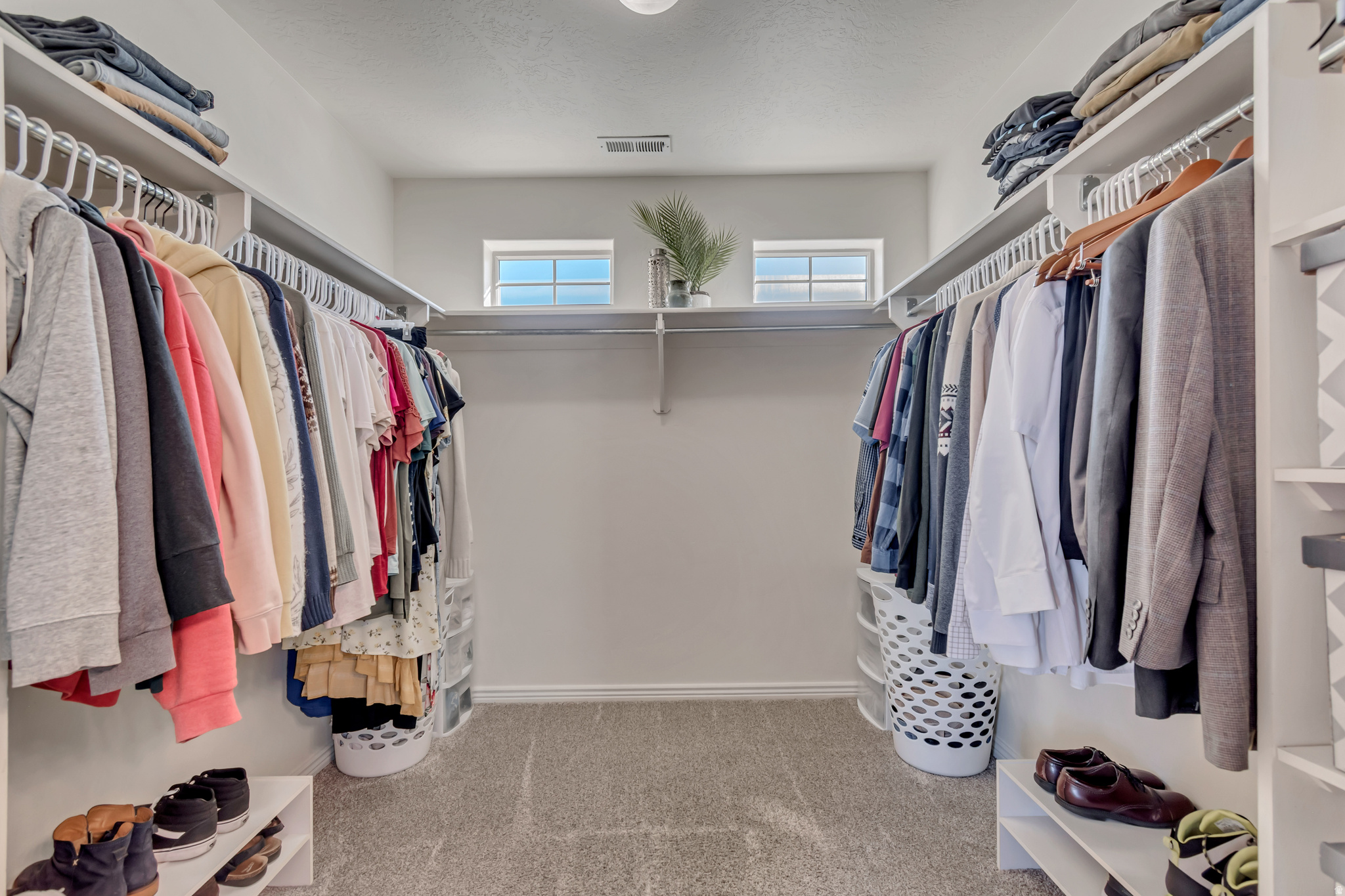 SPANISH VISTA - Residential