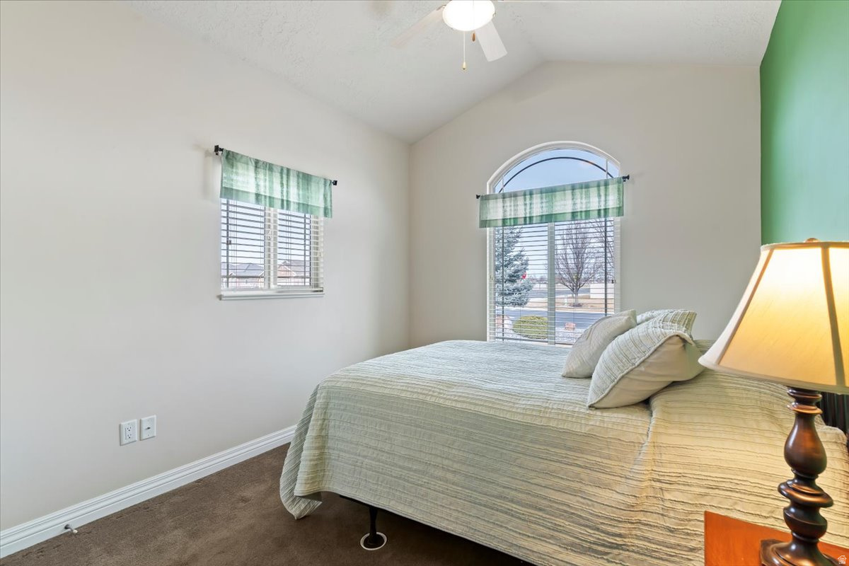 FAIR GROVE RETIREMENT COMMUNITY - Residential