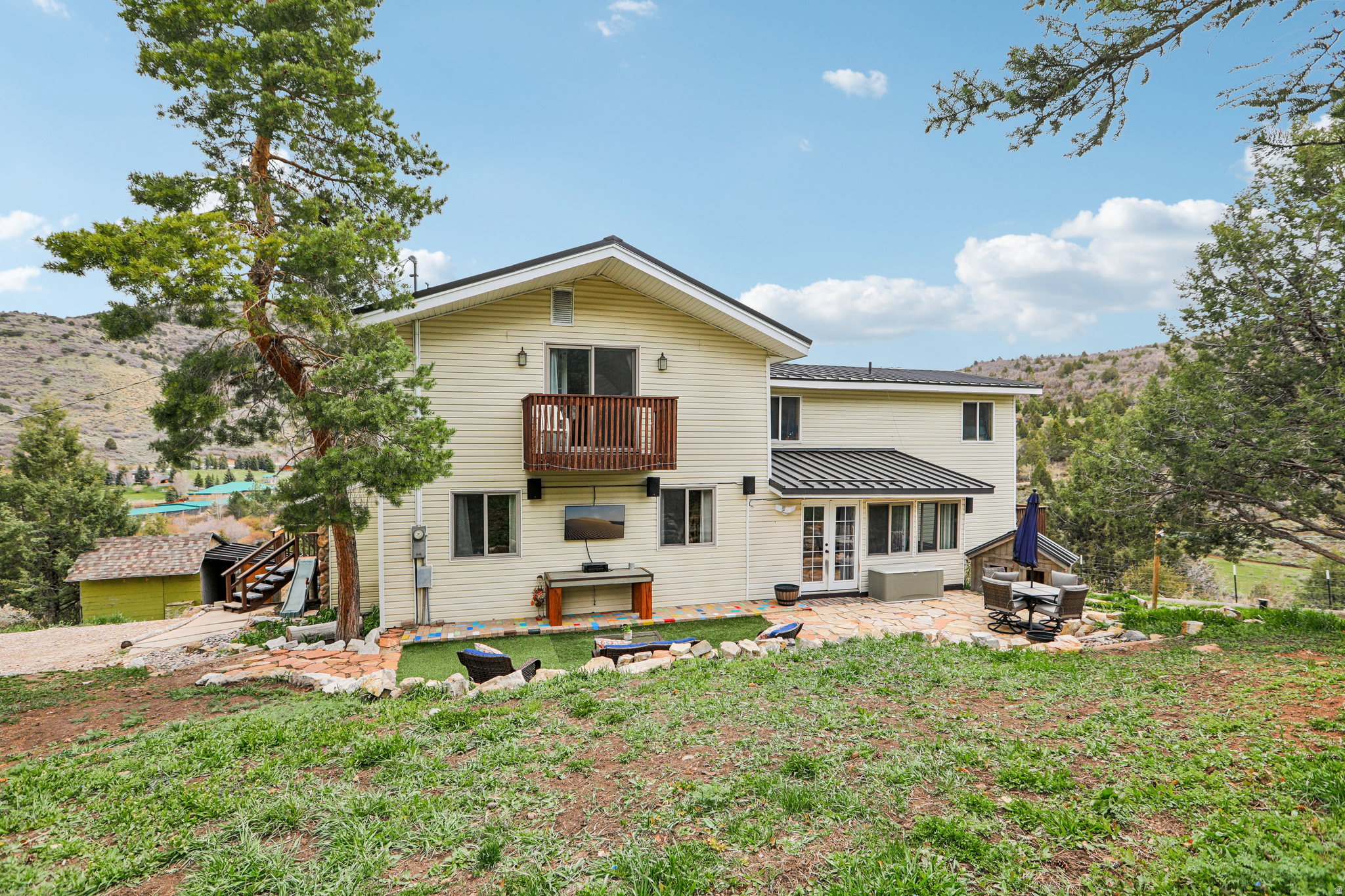 SAMAK COUNTRY ESTATE - Residential