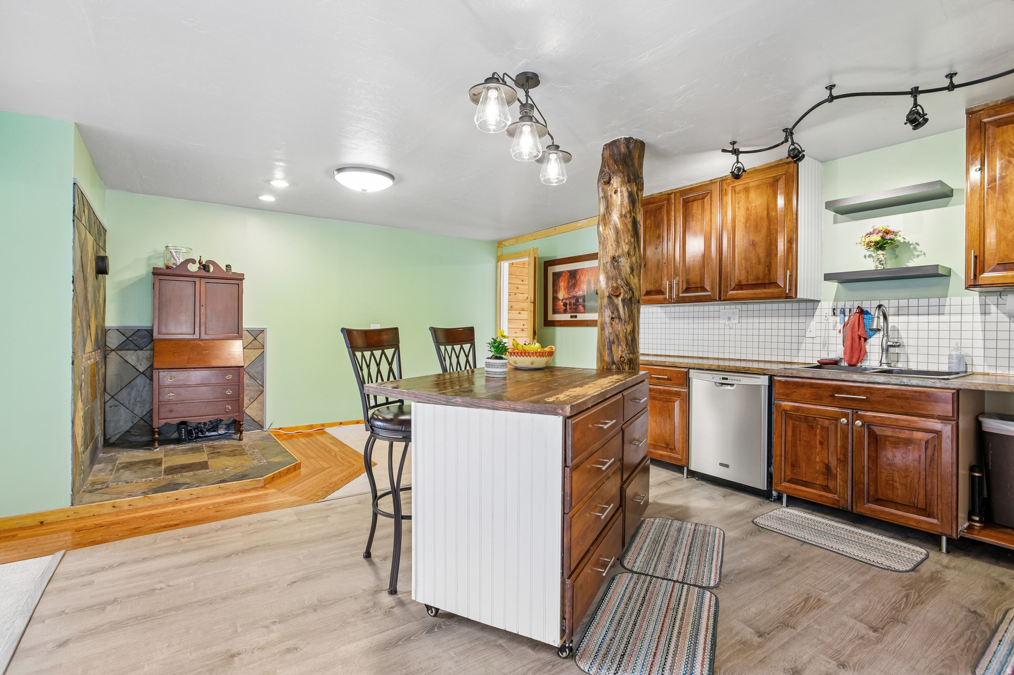 SAMAK COUNTRY ESTATE - Residential