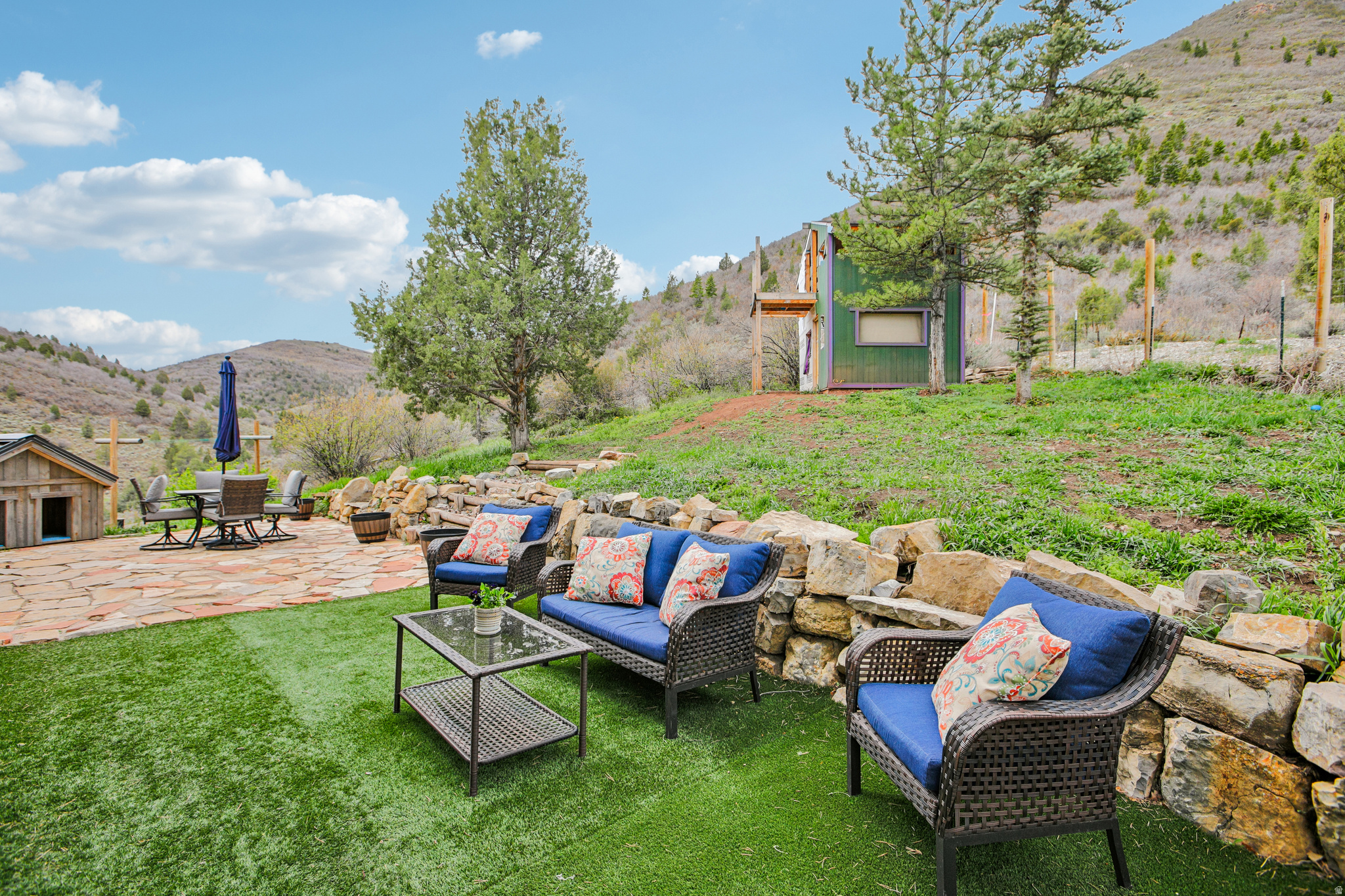 SAMAK COUNTRY ESTATE - Residential