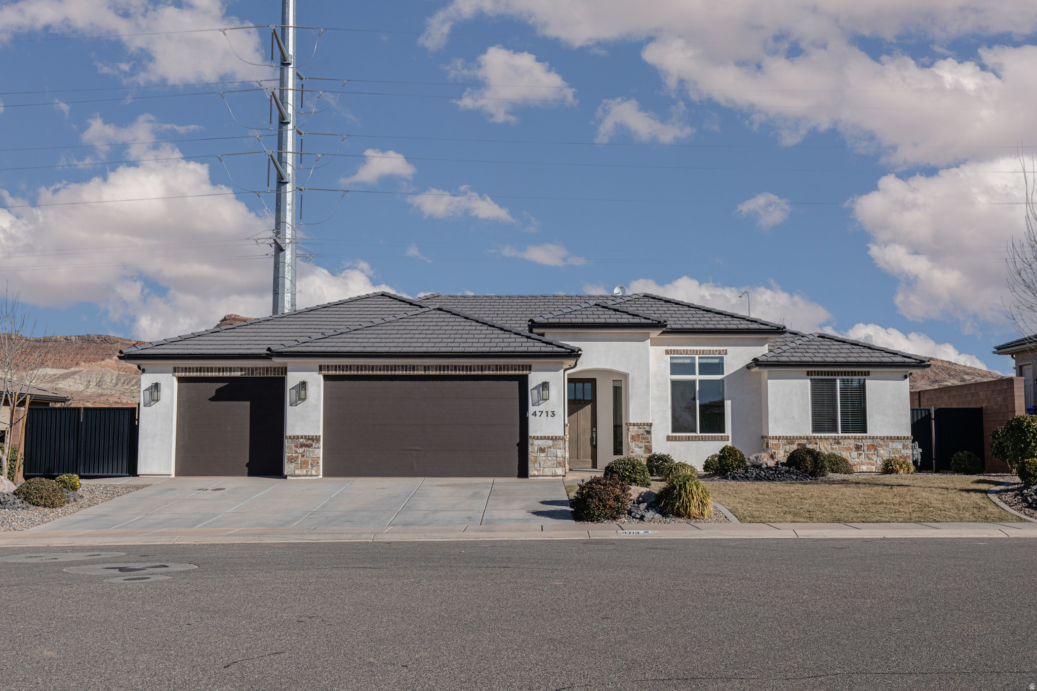 WARNER GATEWAY PH 2 - Residential