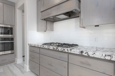 Tiny photo for 4713 S LUCY LN, Washington, UT 84780 (MLS # 2135231)