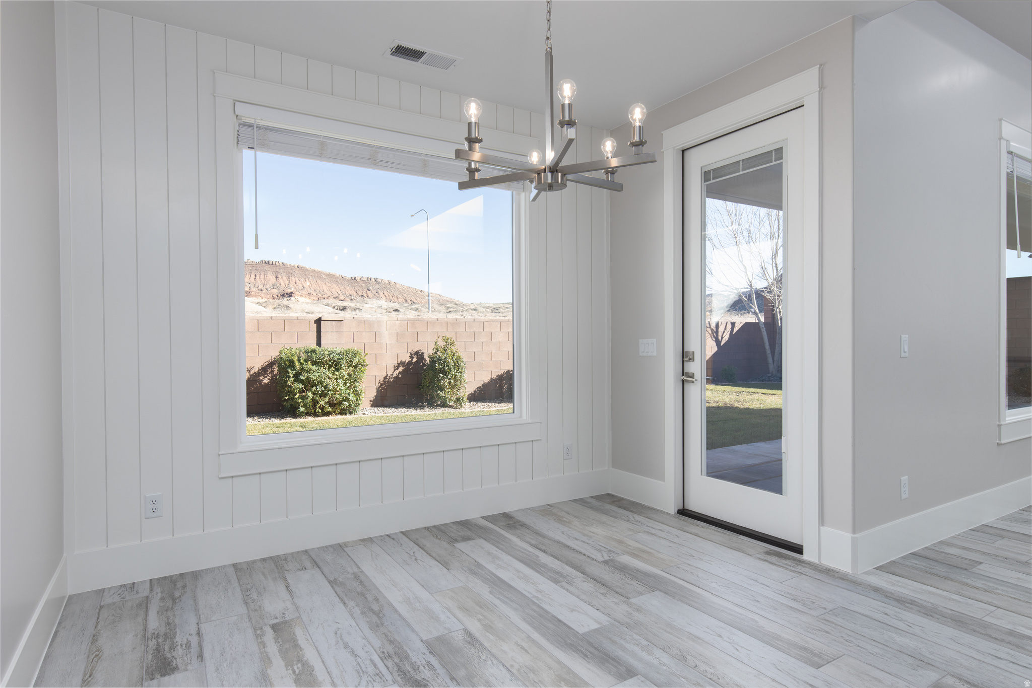 WARNER GATEWAY PH 2 - Residential