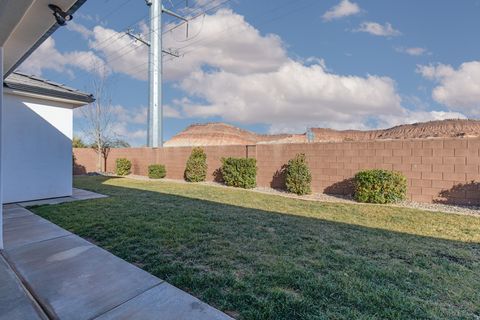 Tiny photo for 4713 S LUCY LN, Washington, UT 84780 (MLS # 2135231)