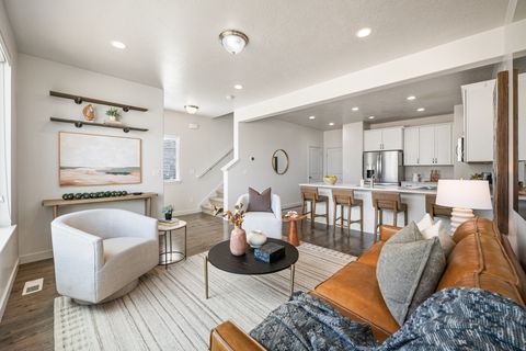 Photo of 15417 S NAVY TRAILS LN, Bluffdale, UT 84065 (MLS # 2136547)