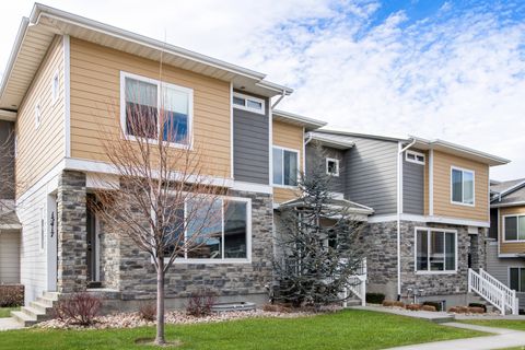 Tiny photo for 15417 S NAVY TRAILS LN, Bluffdale, UT 84065 (MLS # 2136547)