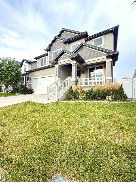 Photo of 12476 S CLIPPER PEAK DR, Herriman, UT 84096 (MLS # 2154253)