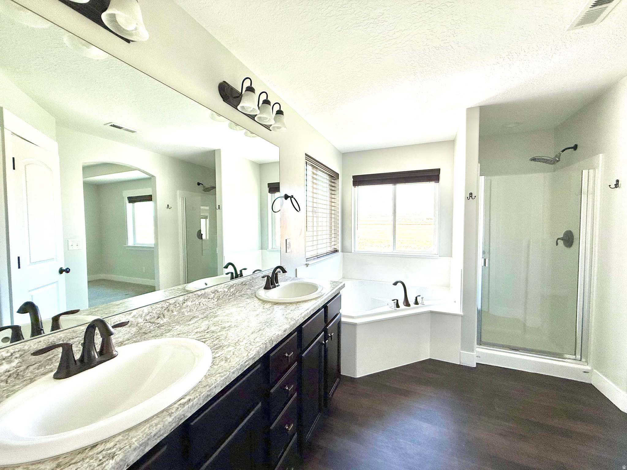 CREEK RIDGE - Residential