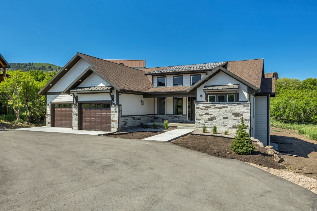 Photo of 1594 S TREE TOP LN E #825, Heber City, UT 84032 (MLS # 2179457)