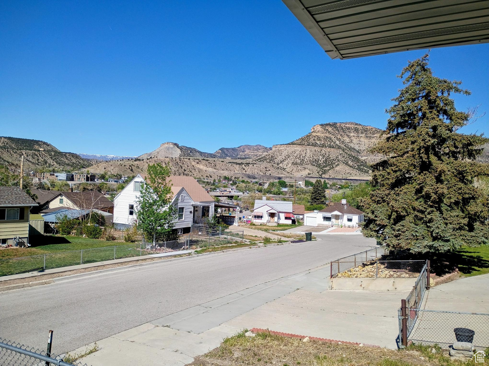 301 E St, Helper, Utah image 30
