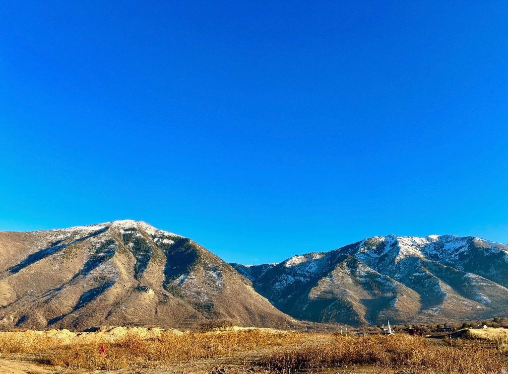 Photo of 854 E RIDGE VIEW DRIVE DR S #81, Salem, UT 84653 (MLS # 2127022)