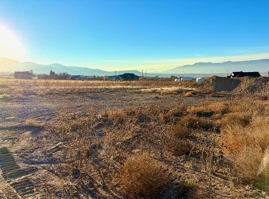 Photo of 854 E RIDGE VIEW DRIVE DR S #81, Salem, UT 84653 (MLS # 2127022)