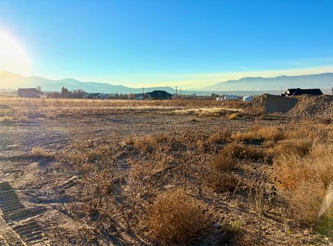 Photo of 854 E RIDGE VIEW DRIVE DR S #81, Salem, UT 84653 (MLS # 2127022)