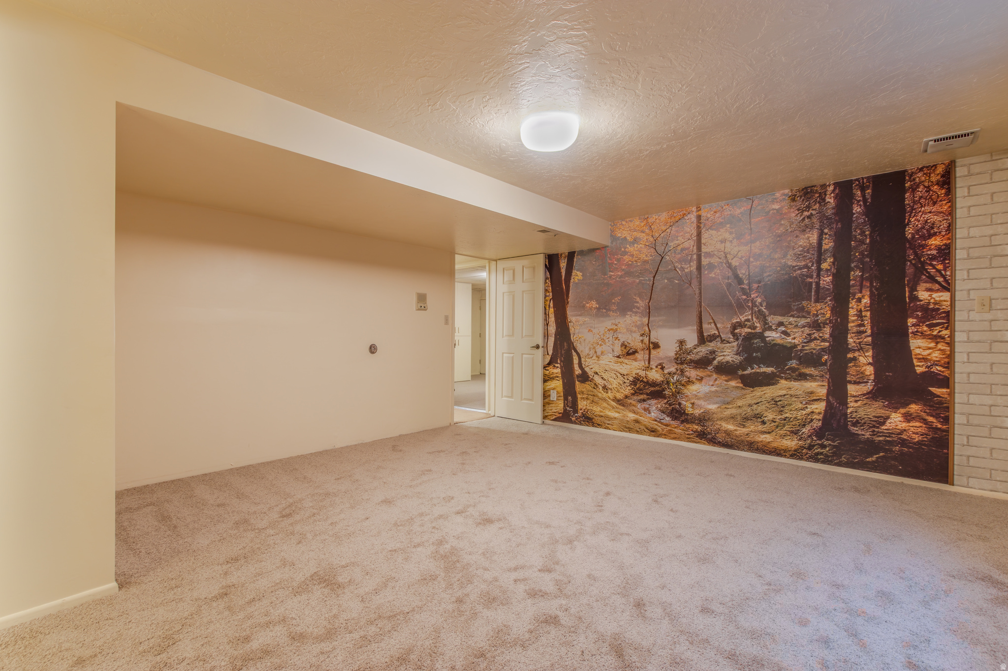 BROOKSTONE - Residential