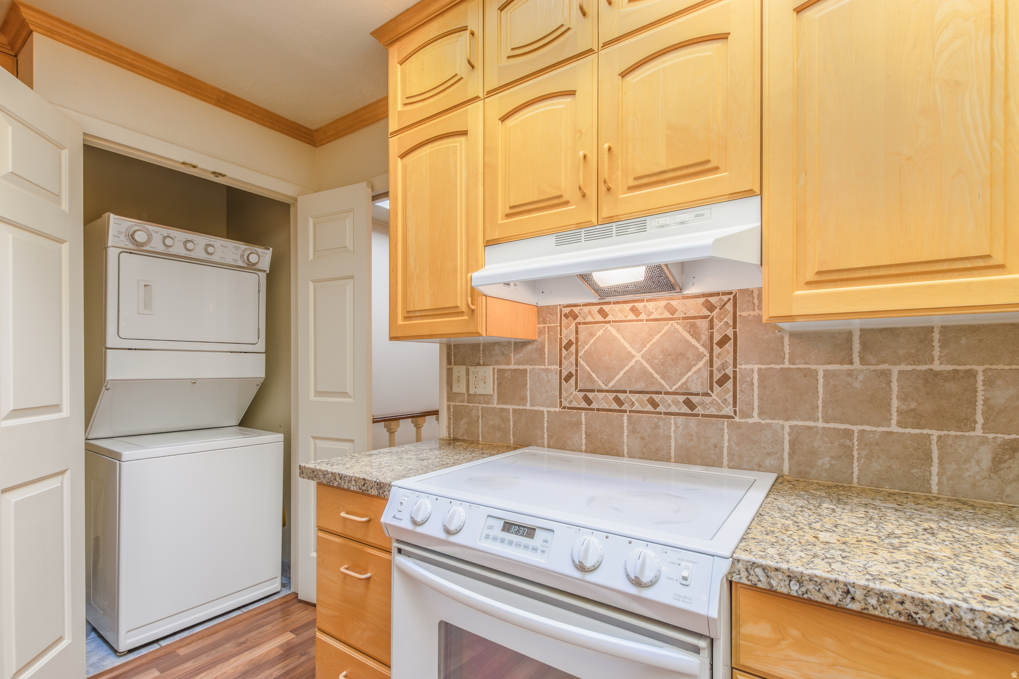 BROOKSTONE - Residential