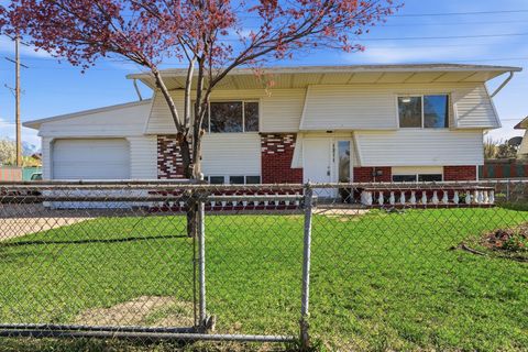 Homes For Sale - 1211 W Tamarack Rd<br/> Taylorsville, UT 84123