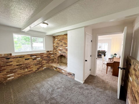 Tiny photo for 181 E 5150 S, Washington Terrace, UT 84405 (MLS # 2183805)