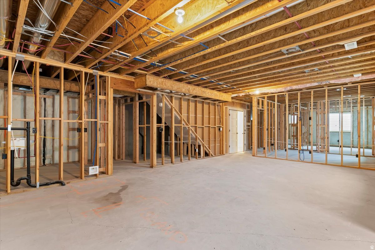 DEER CREST - Residential