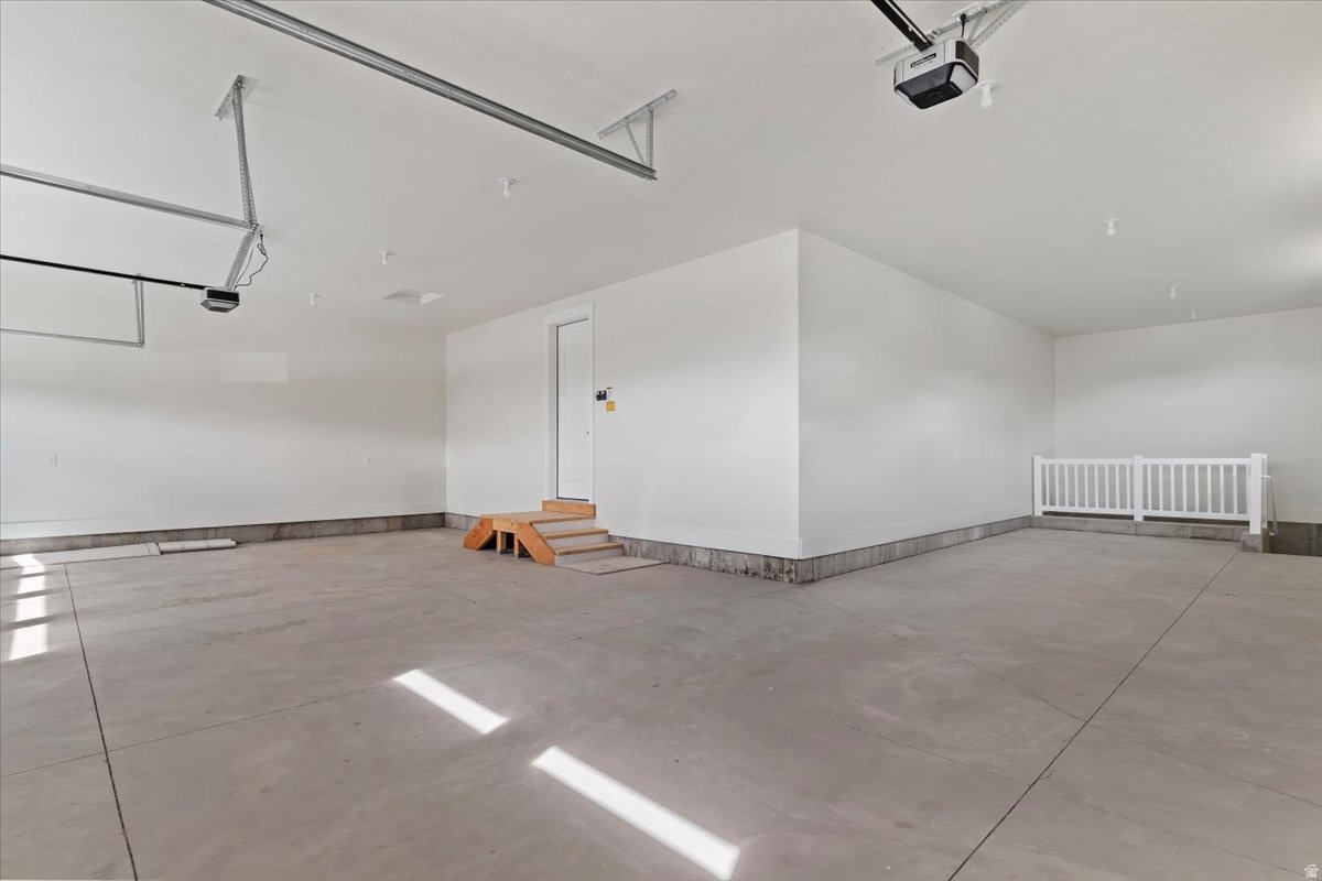 DEER CREST - Residential