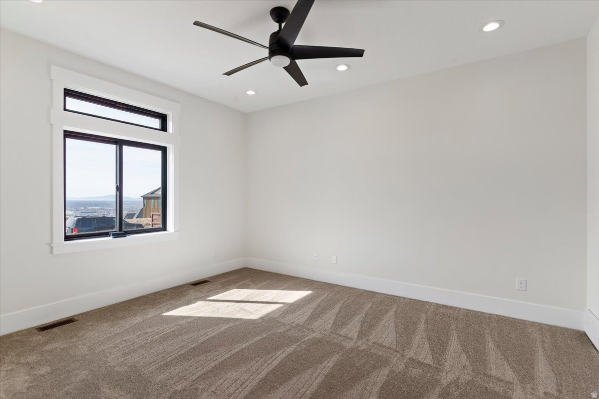 DEER CREST - Residential