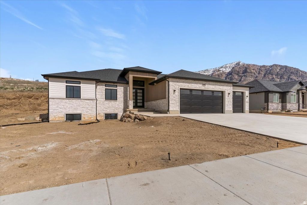 Photo of 1278 W CARIBOU CT, Pleasant View, UT 84414 (MLS # 2141308)