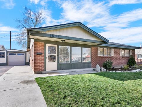 Photo of 5534 S SPURRIER RD W, Murray, UT 84107 (MLS # 2124580)