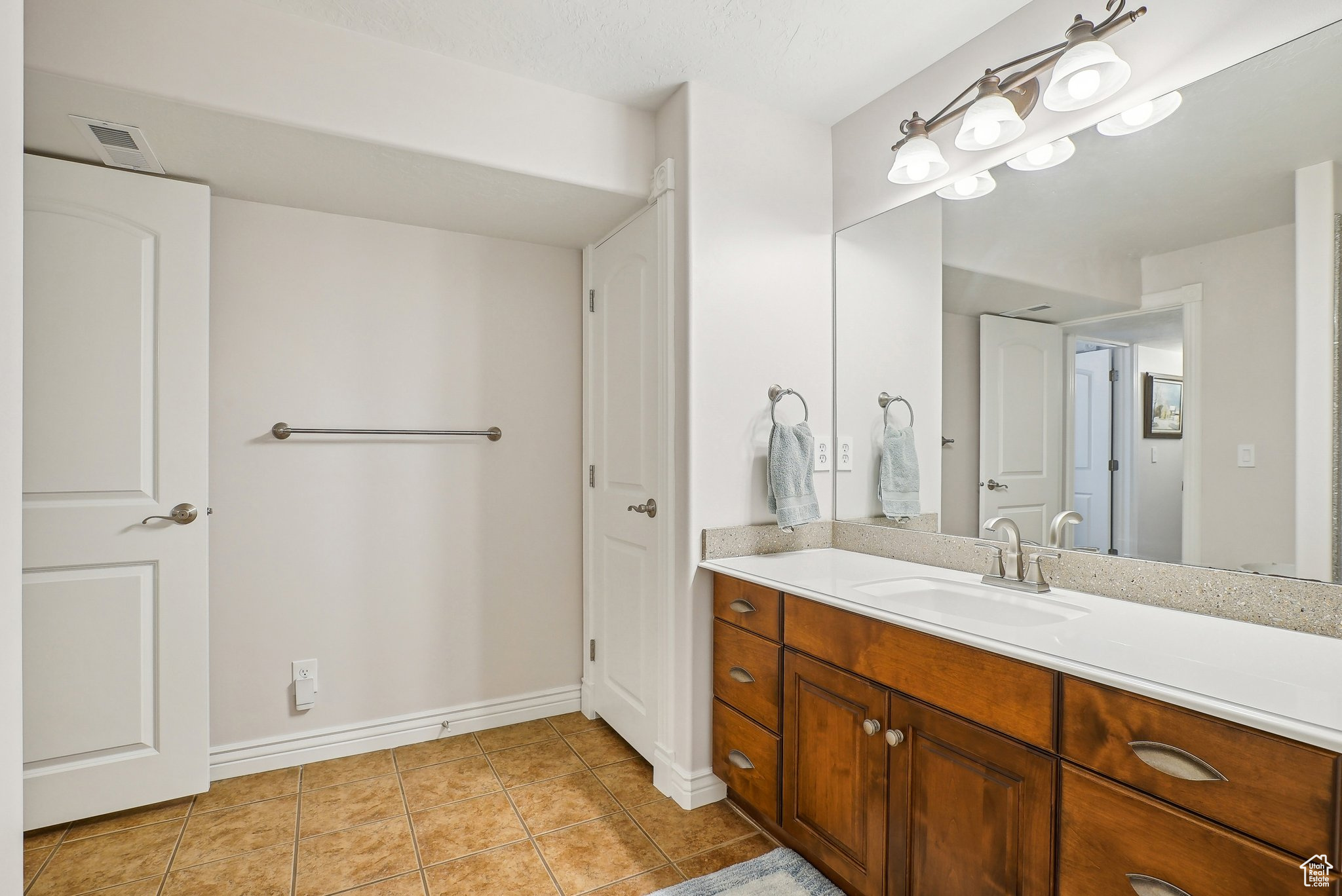 9451 S Peaceful View Way, South Jordan, Utah image 33