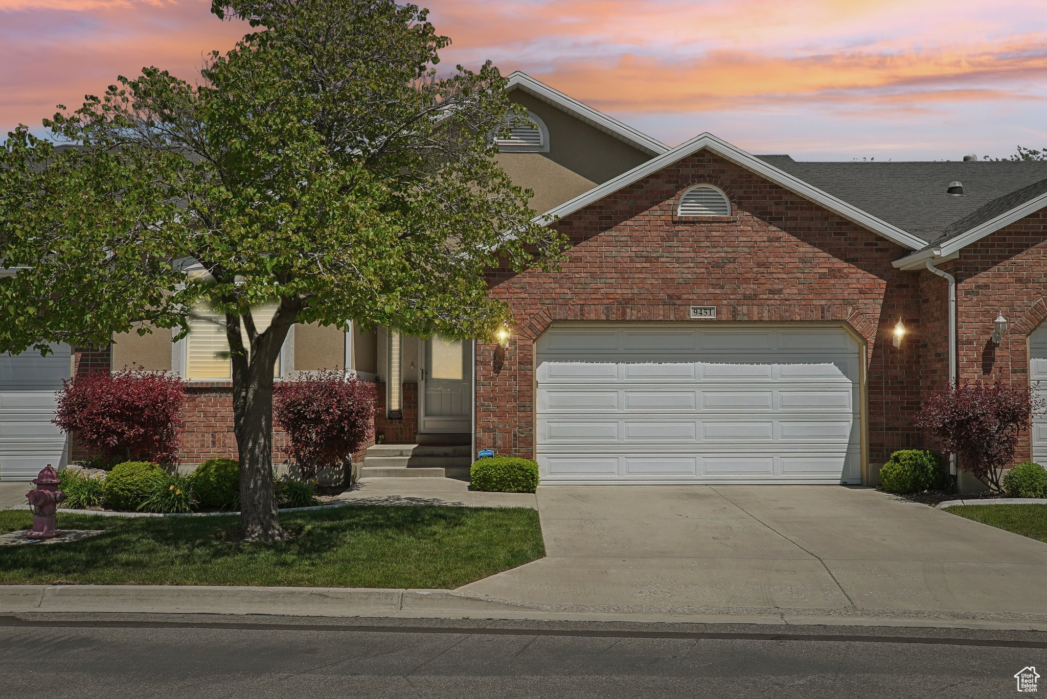 9451 S Peaceful View Way, South Jordan, Utah image 4