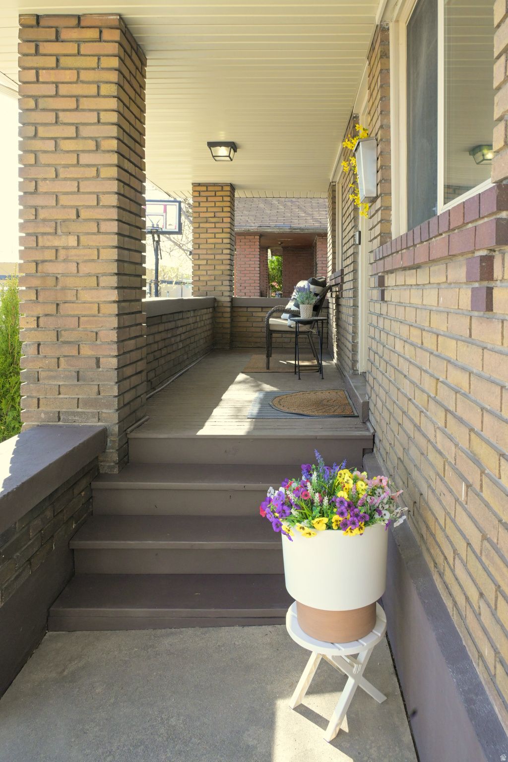 Photo of 35 E REDONDO AVE, Salt Lake City, UT 84115 (MLS # 2145814)