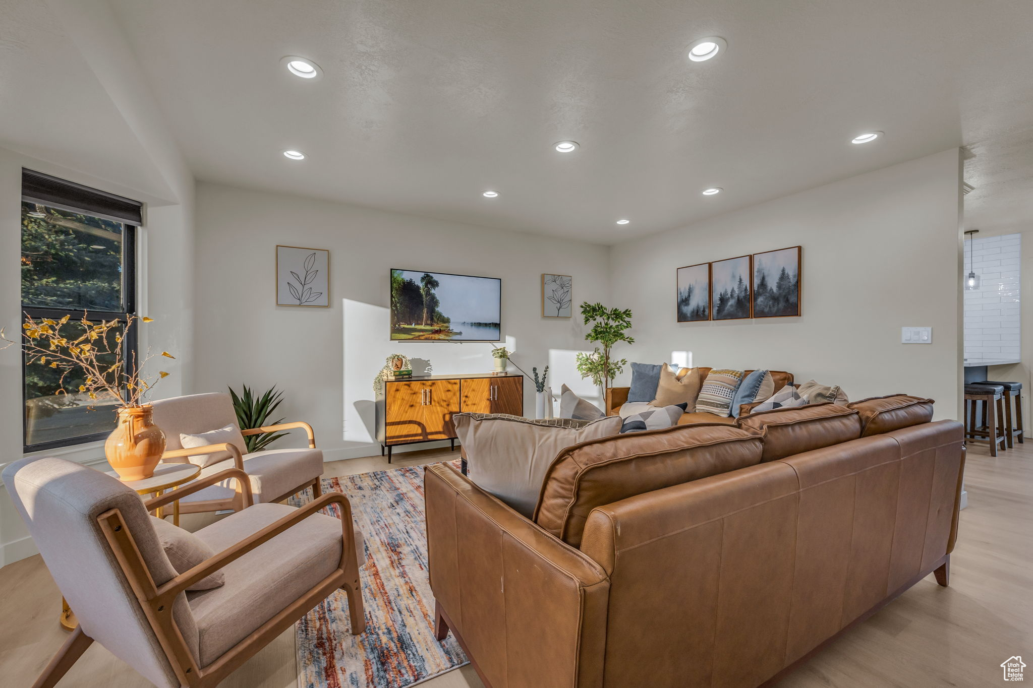 8613 S Pebble Hills Dr, Sandy, Utah image 3