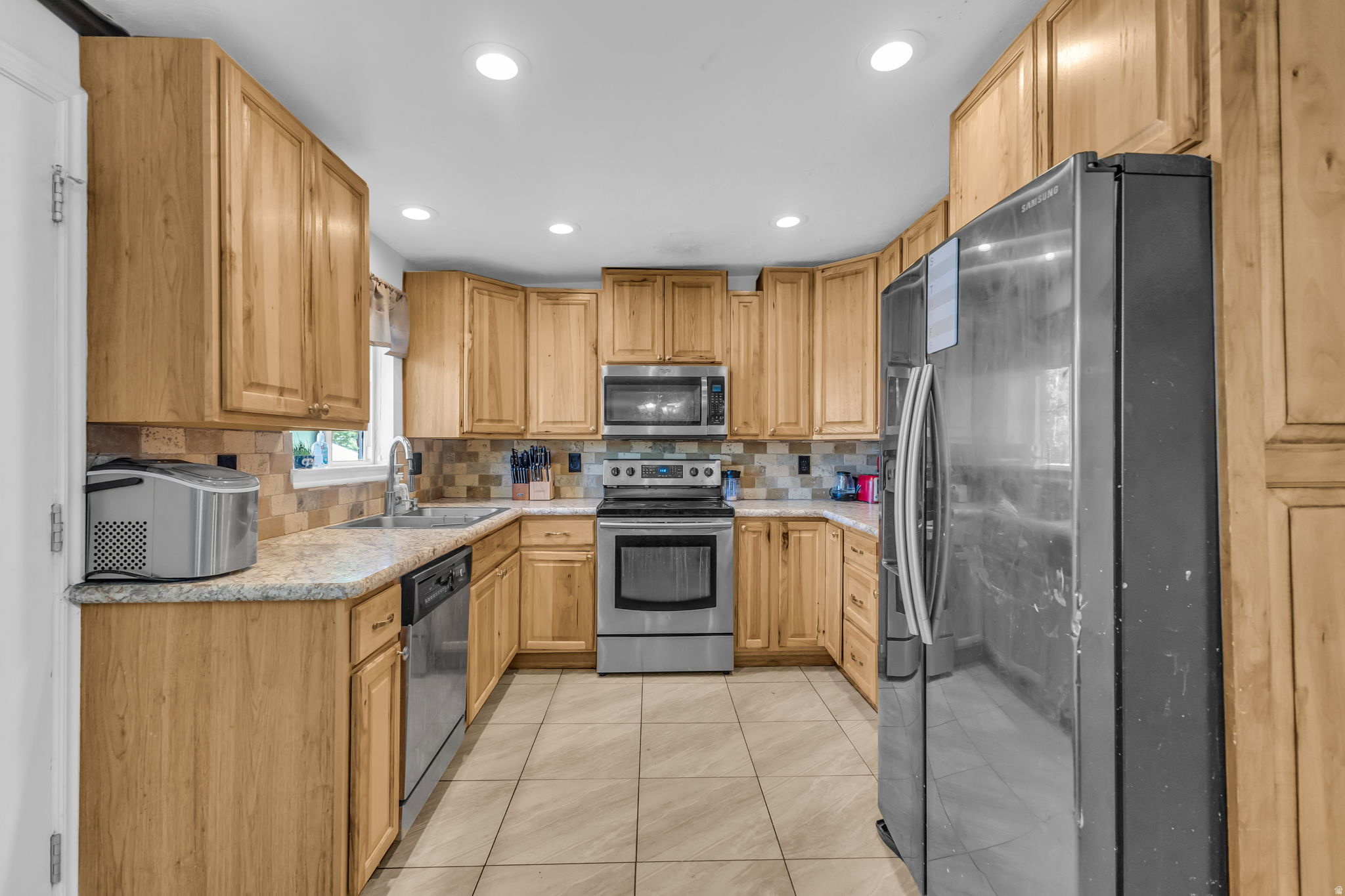 SUNNYVALE HEIGHTS NO - Residential