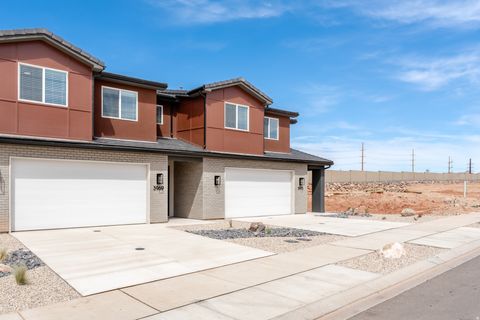 Tiny photo for 3991 E RAZOR DR #118, Washington, UT 84780 (MLS # 2126764)