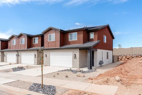 Photo of 3991 E RAZOR DR #118, Washington, UT 84780 (MLS # 2126764)
