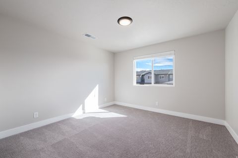 Tiny photo for 3991 E RAZOR DR #118, Washington, UT 84780 (MLS # 2126764)