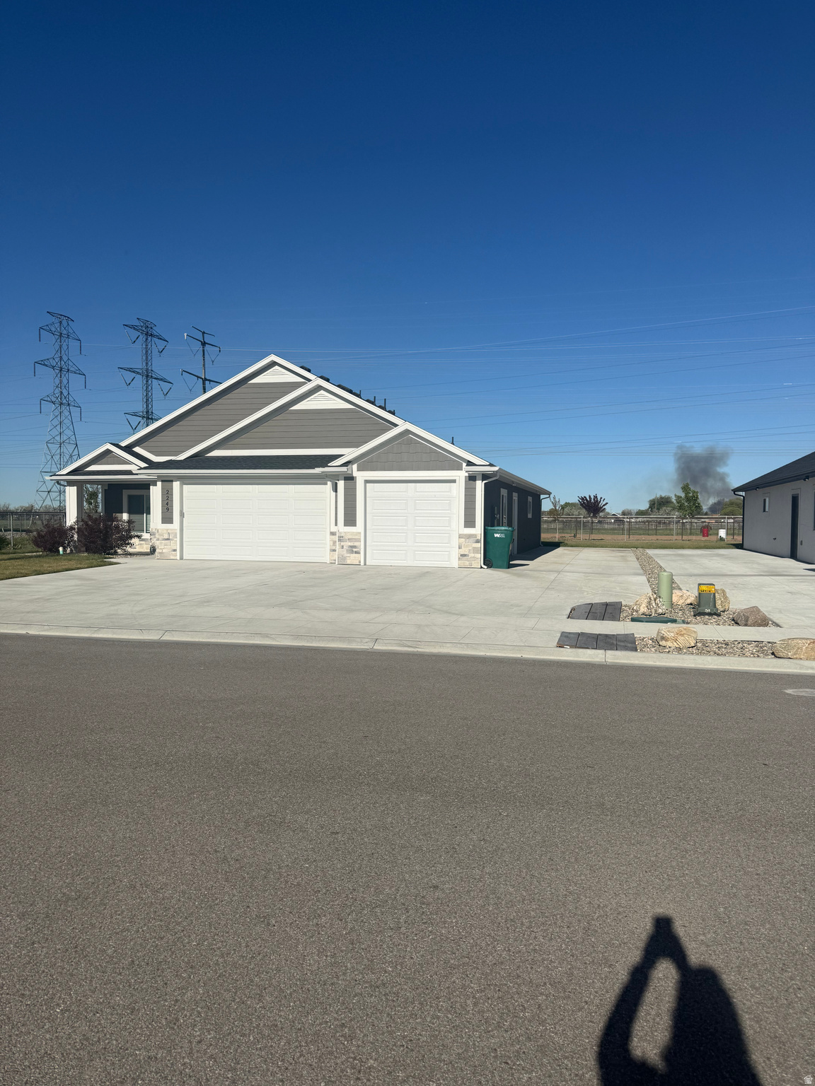 PARKER ESTATES - Residential