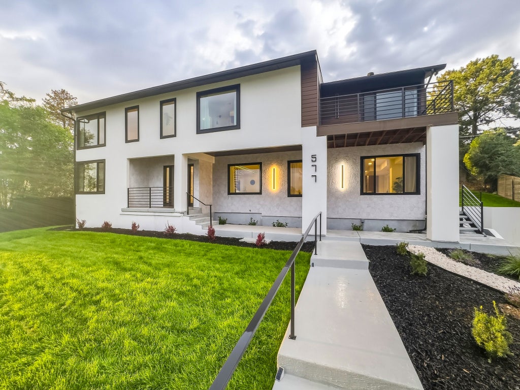 Photo of 577 E 13TH AVE, Salt Lake City, UT 84103 (MLS # 2186966)