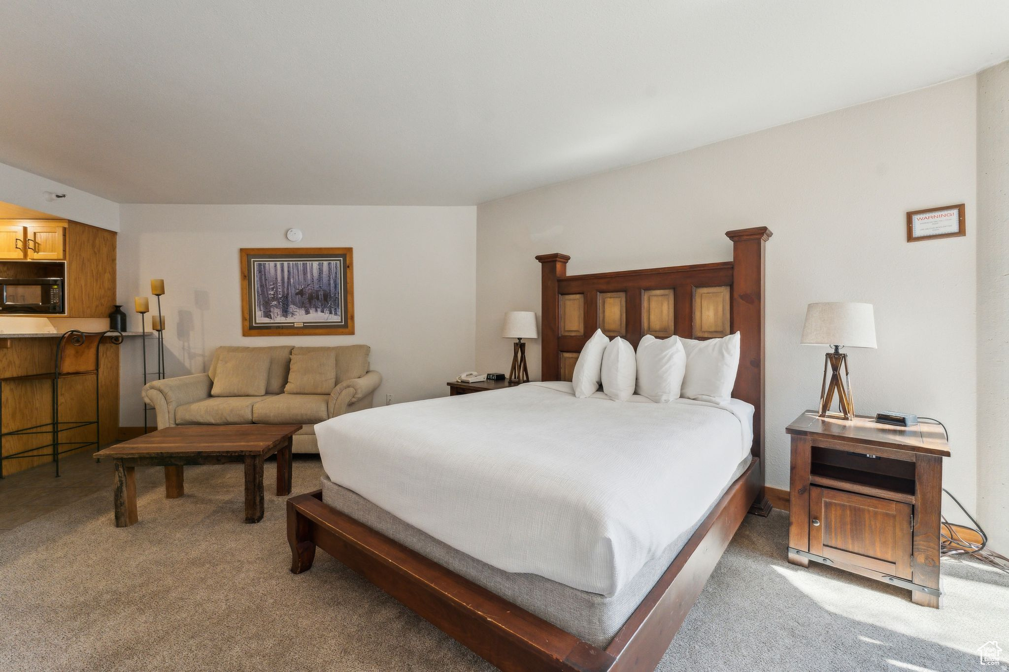 SILVER KING CONDOMINIUM - Residential