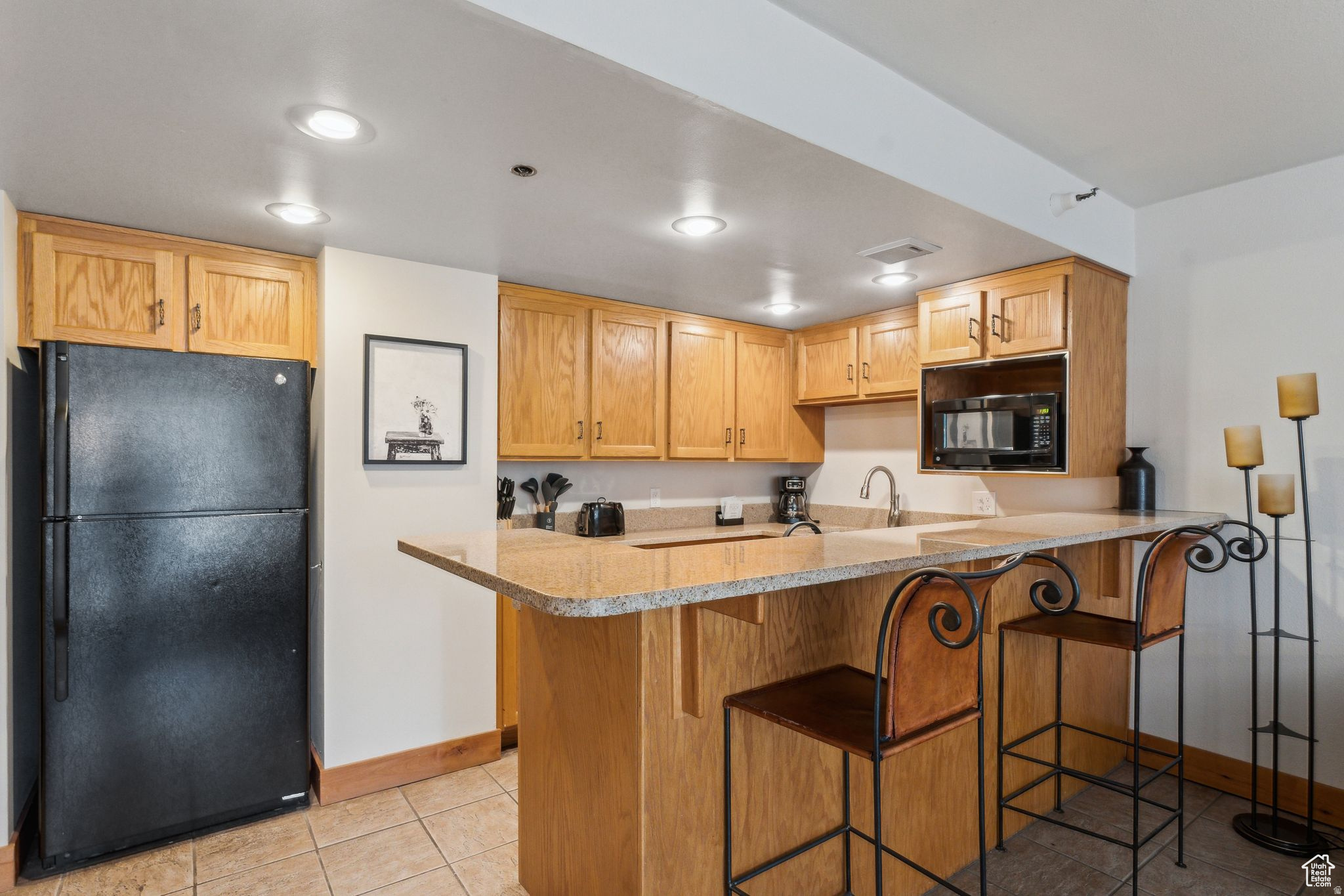 SILVER KING CONDOMINIUM - Residential