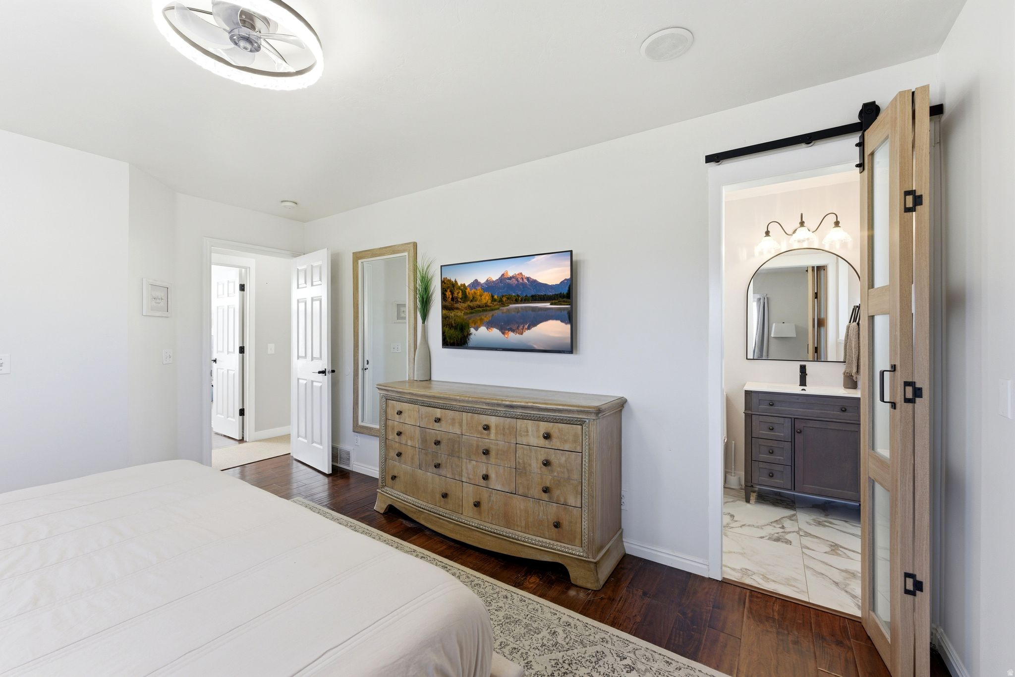 THE FOOTHILLS - Residential