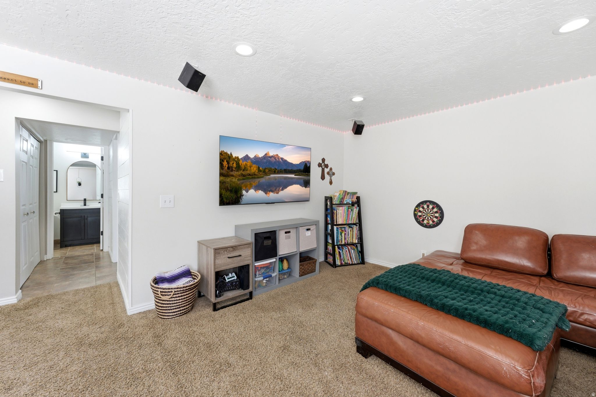 THE FOOTHILLS - Residential
