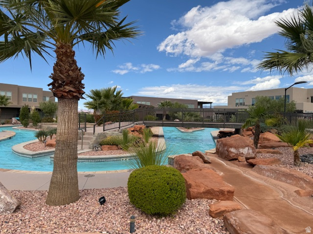 TAVA RESORT AT SANDHOLLOW - Residential